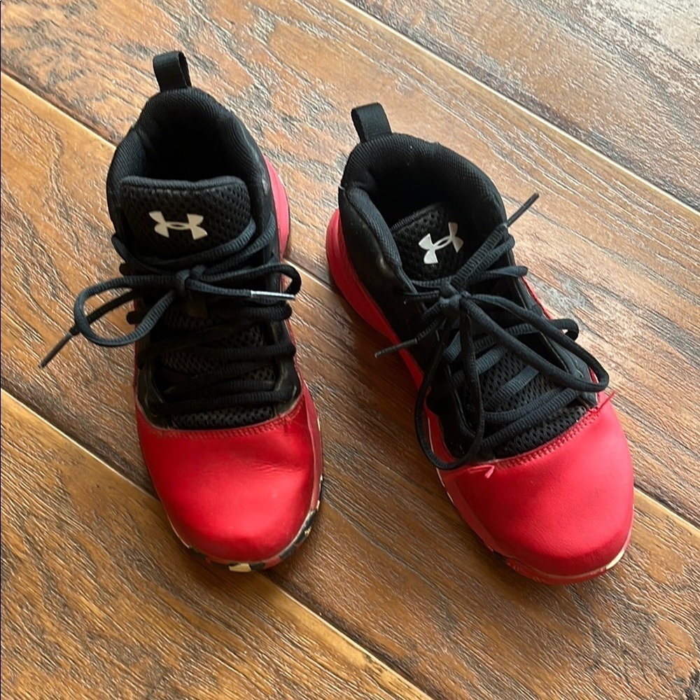 Under Armour Kids Red and Black Shoes - Size 2Y